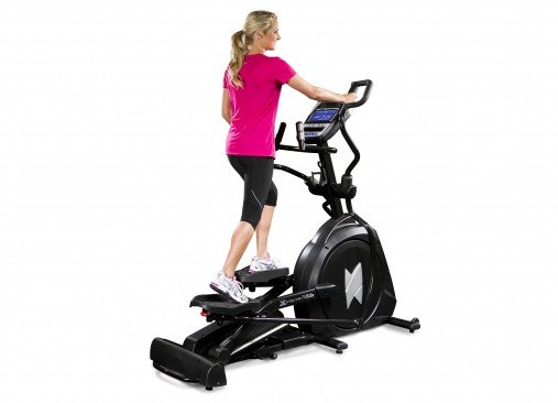 Эллиптический тренажер XTERRA FS5.9e с регулируемыми педалями, наклоном рампы и мультипоручнями Эллиптический тренажер XTERRA FS5.9e с регулируемыми педалями, наклоном рампы и мультипоручнями