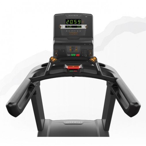 Беговая дорожка Matrix Performance. Консоль LED Беговая дорожка Matrix Performance. Консоль LED