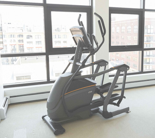 Эллиптический эргометр домашний Matrix E50XIR с большим сенсорным дисплеем Эллиптический эргометр домашний Matrix E50XIR с большим сенсорным дисплеем