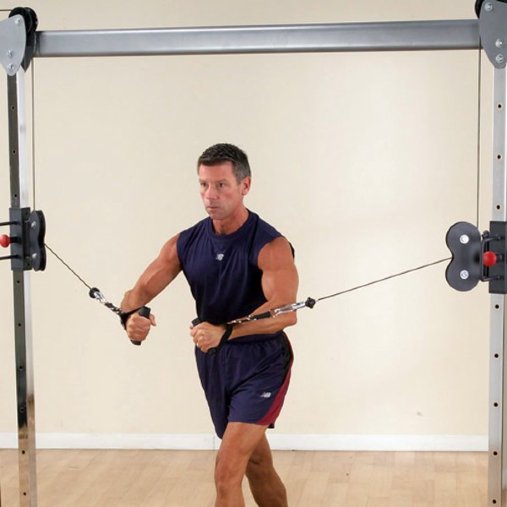 Две независимых друг от друга стойки эргономично спроектированы и предлагают атлету вдвое больше регулировок по высоте