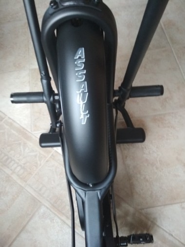 Ветровое крыло Assault AirBike пластиковое