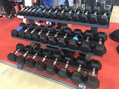 Стойка для гантелей трехрядная (на 15 пар) OFT FT-H3-15 Стойка для гантелей трехрядная (на 15 пар) OFT FT-H3-15